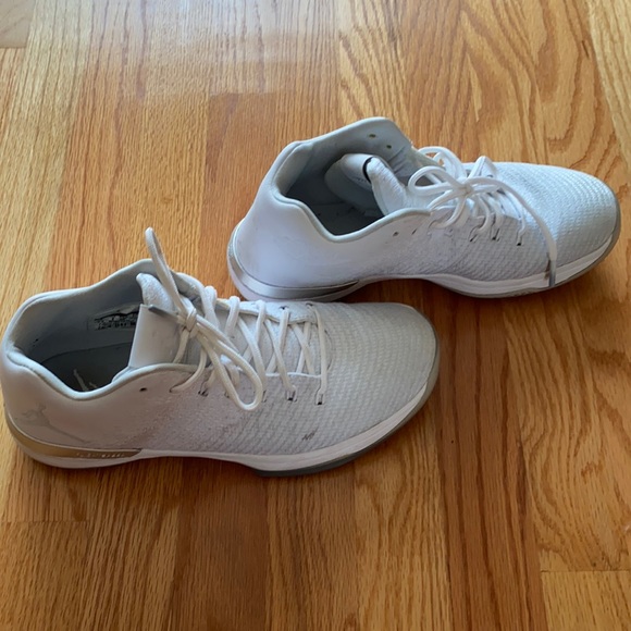 Jordan XXX1 Low White Pure Platinum main image 5